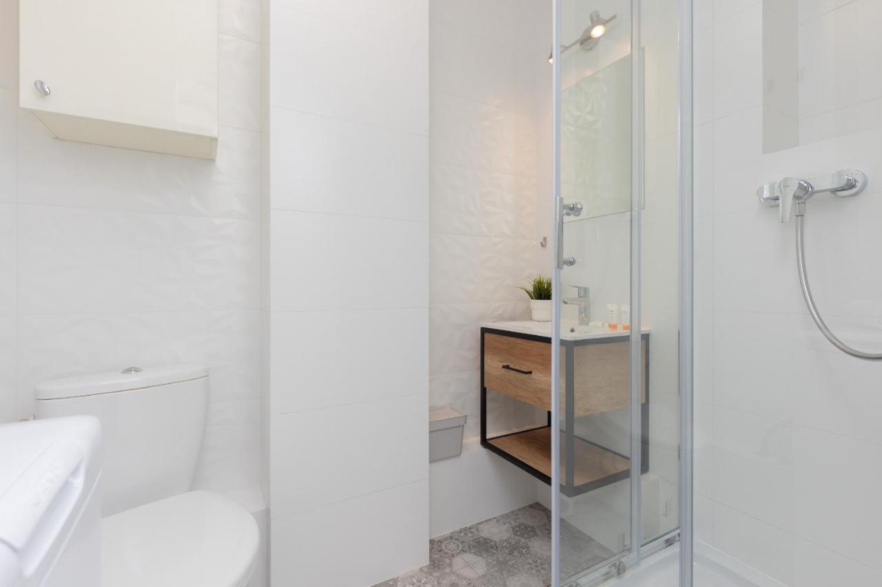 Studio Warsaw Wlochy 1 Sierpnia By Noclegi Renters Exterior photo